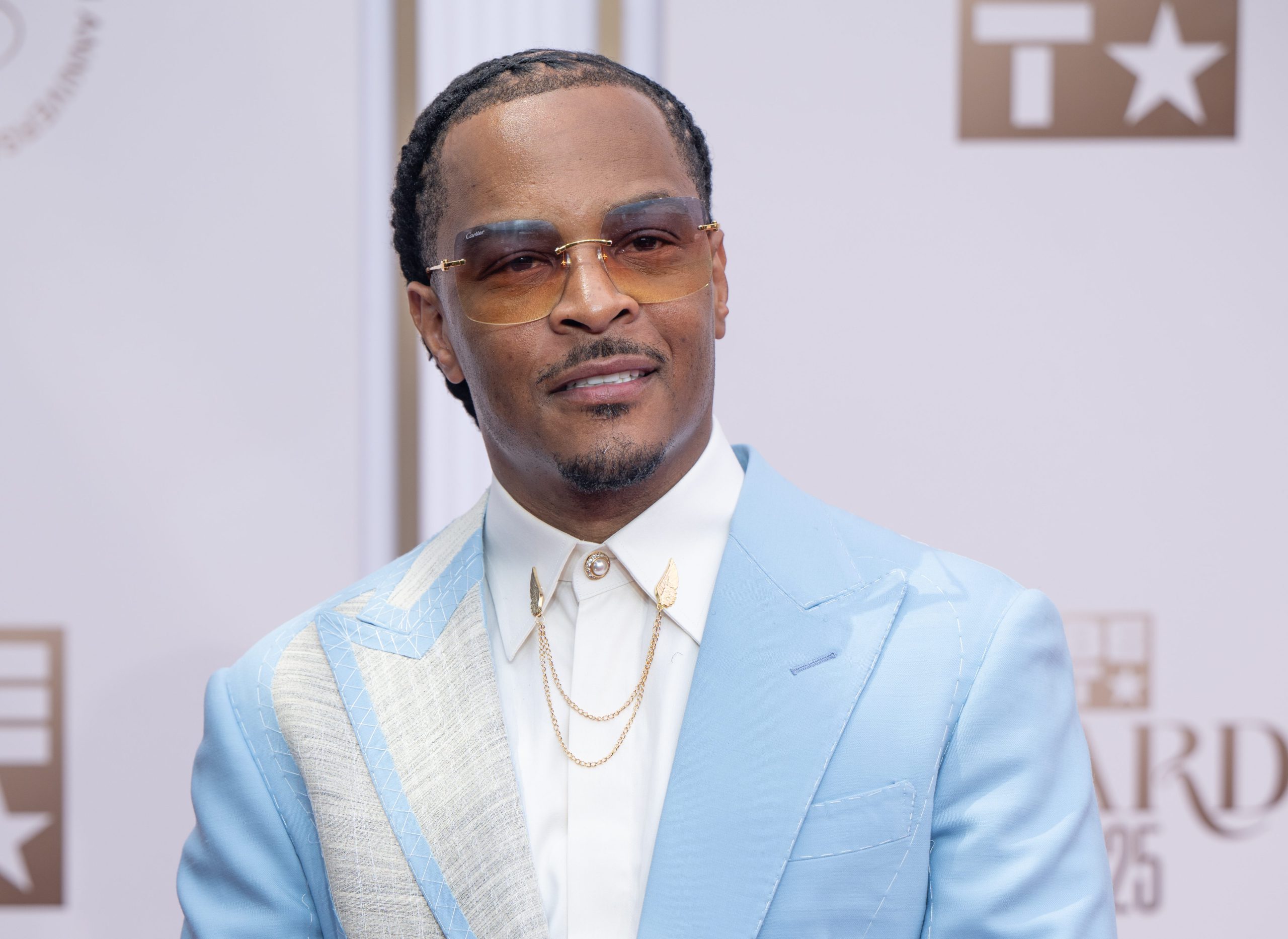 T.I.-Clears-The-Air-After-Fans-Question-If-Viral-Clip-Shows-Him-Without-His-Hat-e1766101070843.jpg